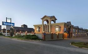 Travelodge By Wyndham Calgary South
